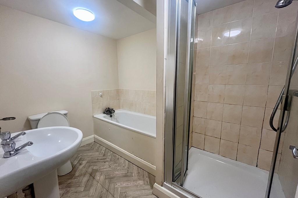 Flat 1 13a Castle Foregate, Shrewsbury, SY1 2DJ To Let